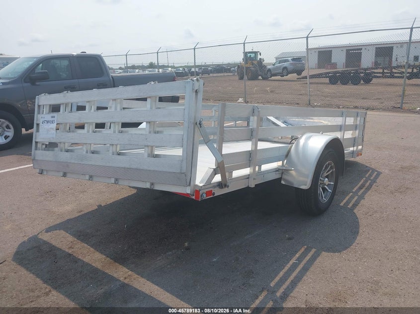 2019 Other Other VIN 5WFBU1219KS011961 IAAI salvage auction — SIDE, Regular (South Dakota), sold $1,225 on 2026-09-15 (photo 4)