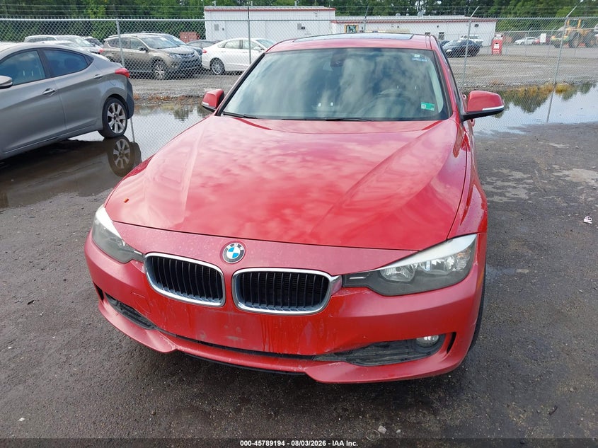 2014 BMW 3er VIN WBA3C3G58ENS69331 IAAI salvage auction — NORMAL WEAR, Clear (Virginia), sold $1,400 on 2026-08-14 (photo 6)