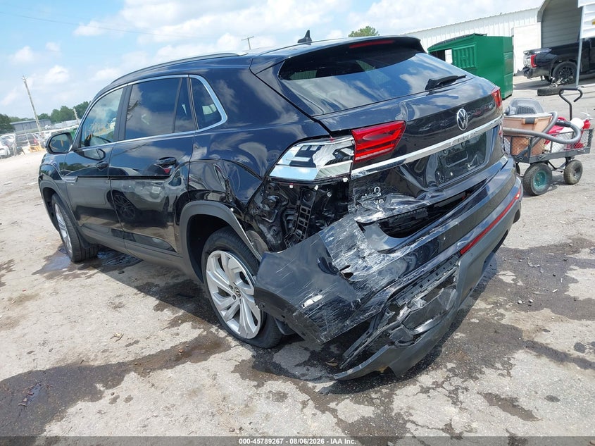 2021 Volkswagen Atlas cross sport VIN 1V2BE2CA0MC228674 IAAI salvage auction — REAR END, Salvage Title, sold $8,000 on 2026-09-25 (photo 3)