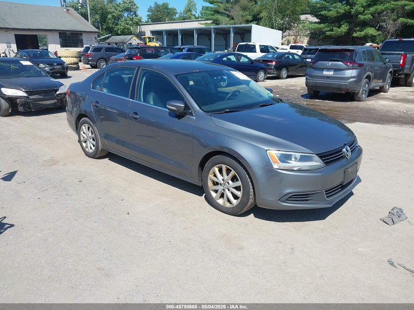 2014 Volkswagen Jetta VIN 3VWB17AJ1EM445385 IAAI salvage auction — NORMAL WEAR, Original (New Hampshire), sold $675 on 2026-08-19 (photo 1)