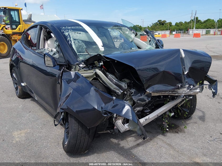 2025 Tesla Model y VIN 7SAYGDEDXSA378946 IAAI salvage auction — FRONT END, Clear (Louisiana), sold $3,800 on 2026-09-08 (photo 1)