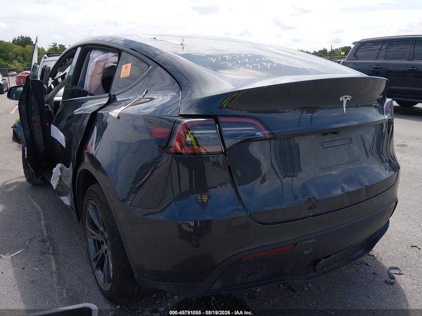 2025 Tesla Model y VIN 7SAYGDEDXSA378946 IAAI salvage auction — FRONT END, Clear (Louisiana), sold $3,800 on 2026-09-08 (photo 3)