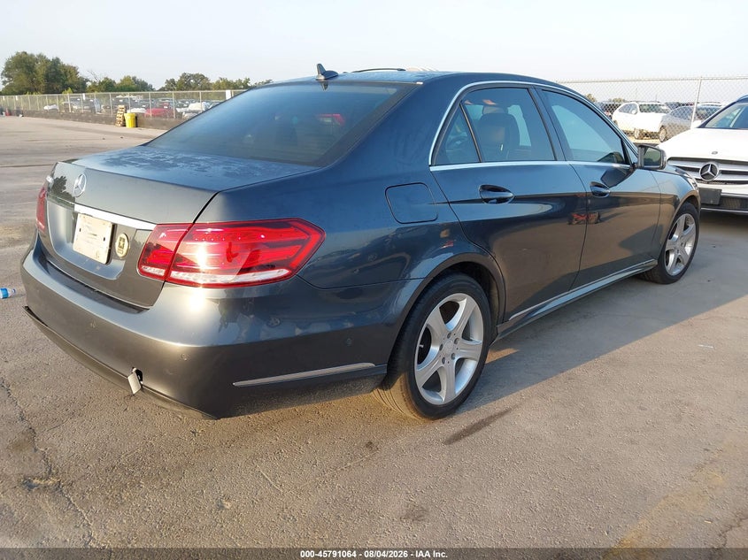 2014 Mercedes-benz E-klasse VIN WDDHF5KB5EA836231 IAAI salvage auction — NORMAL WEAR, Clear (Texas), sold $1,100 on 2026-08-20 (photo 4)