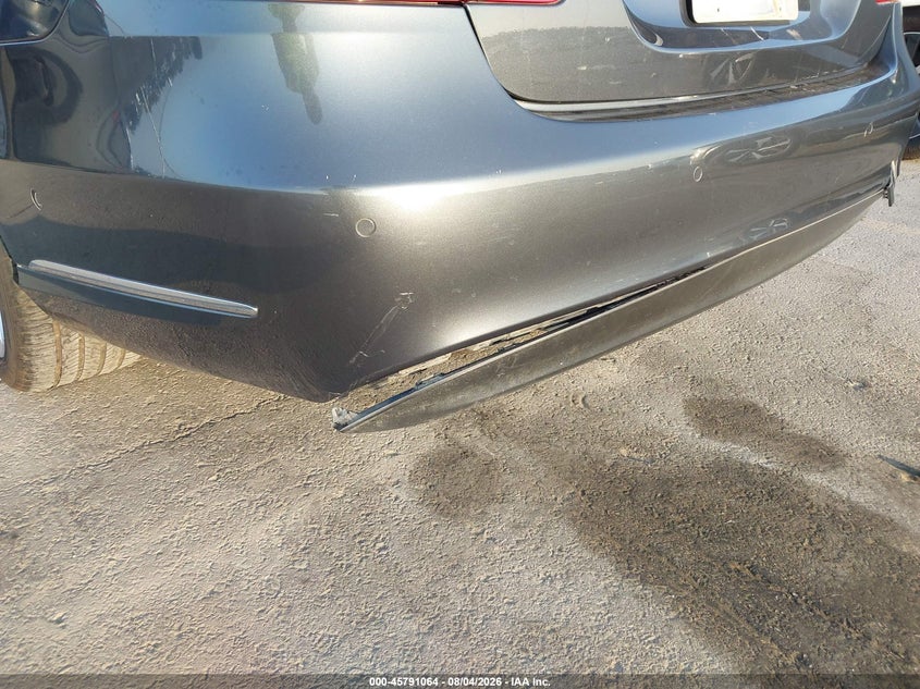 2014 Mercedes-benz E-klasse VIN WDDHF5KB5EA836231 IAAI salvage auction — NORMAL WEAR, Clear (Texas), sold $1,100 on 2026-08-20 (photo 6)