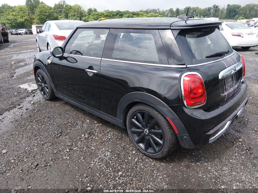 2017 Mini Hardtop VIN WMWXP7C56H3B94151 IAAI salvage auction — NORMAL WEAR, Clear (New Jersey), sold $3,225 on 2026-08-13 (photo 3)