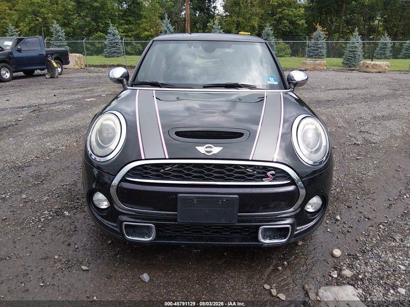 2017 Mini Hardtop VIN WMWXP7C56H3B94151 IAAI salvage auction — NORMAL WEAR, Clear (New Jersey), sold $3,225 on 2026-08-13 (photo 6)