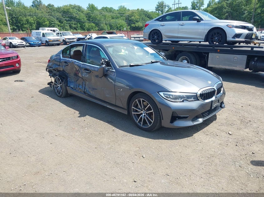 2022 BMW 3er VIN 3MW5P9J02N8C23624 — IAAI salvage auction photo