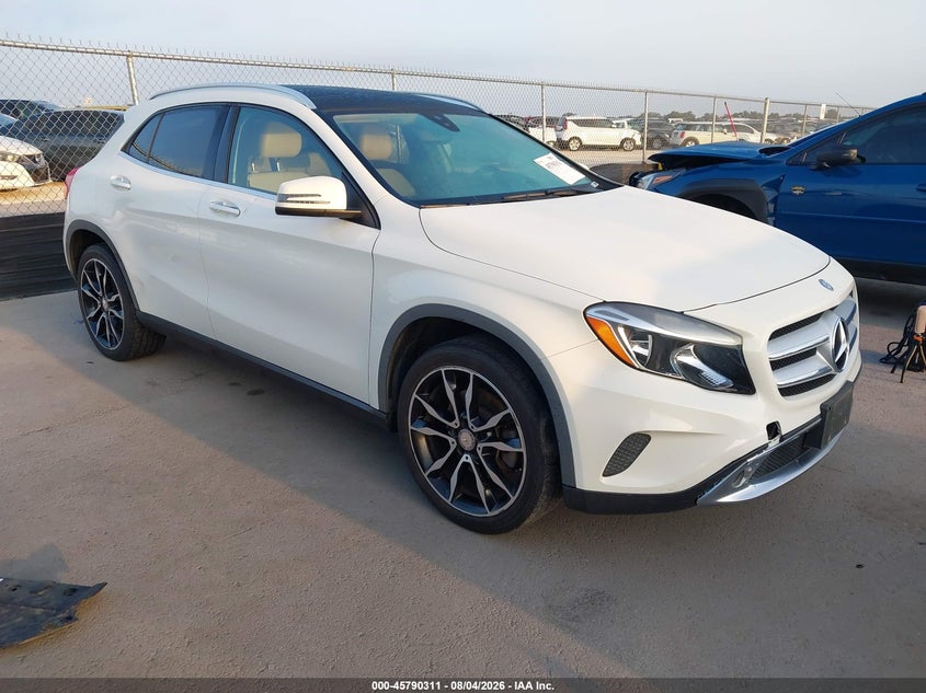 2016 Mercedes-benz Gla-class VIN WDCTG4EB4GJ235994 IAAI salvage auction — NORMAL WEAR, Clear (Texas), sold $2,500 on 2026-08-13 (photo 1)