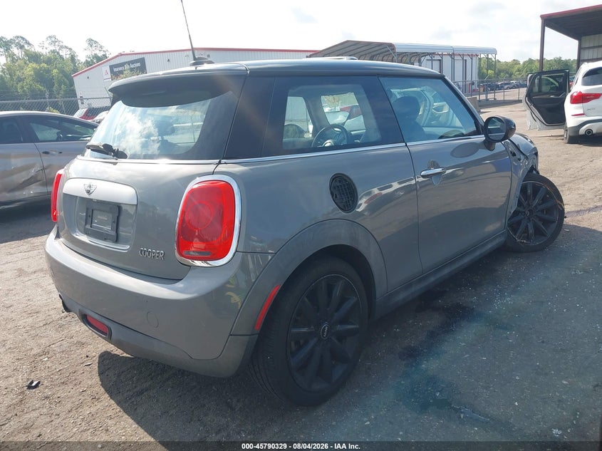2014 Mini Hard top VIN WMWXM5C50ET936677 IAAI salvage auction — RIGHT FRONT, Wait Title, sold $725 on 2026-09-08 (photo 4)