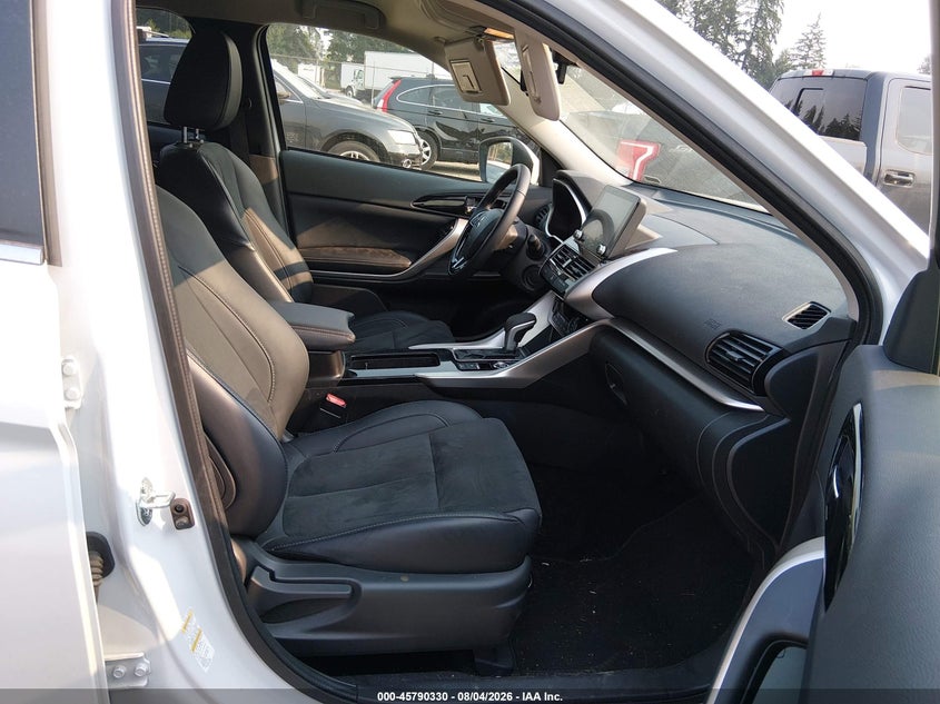 2025 Mitsubishi ECLIPSE VIN JA4ATWAA6SZ045295 IAAI salvage auction — LEFT FRONT, Enterprise Vehicles Clear Only (Oregon), sold $8,825 on 2026-08-05 (photo 5)