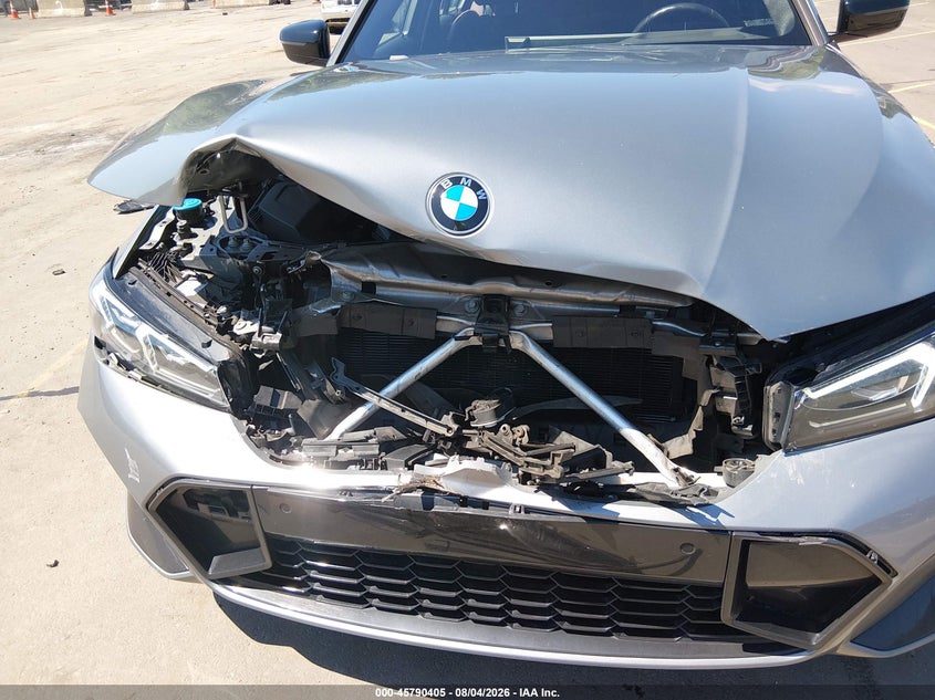 2023 BMW 3er VIN 3MW89FF04P8D17361 IAAI salvage auction — FRONT & REAR, Wait Title, sold $17,450 on 2026-09-24 (photo 6)
