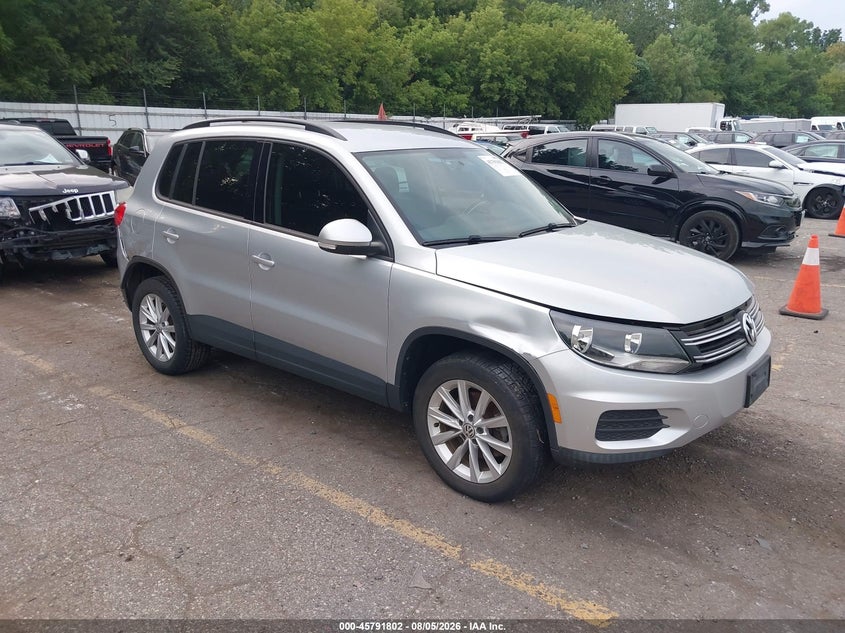 2017 Volkswagen Tiguan VIN WVGAV7AX9HK042768 IAAI salvage auction — NORMAL WEAR, Clear (Michigan), sold $575 on 2026-08-11 (photo 1)