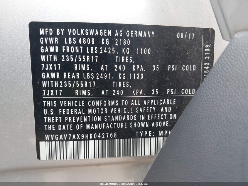 2017 Volkswagen Tiguan VIN WVGAV7AX9HK042768 IAAI salvage auction — NORMAL WEAR, Clear (Michigan), sold $575 on 2026-08-11 (photo 9)