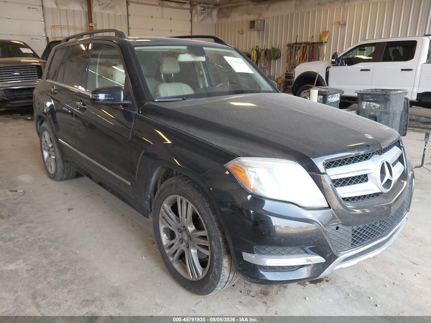 2013 Mercedes-benz Glk-klasse VIN WDCGG8JB1DF985463 IAAI salvage auction — NORMAL WEAR, Clear (Michigan), sold $75 on 2026-08-18 (photo 1)