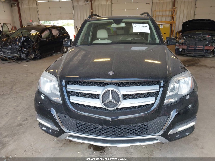 2013 Mercedes-benz Glk-klasse VIN WDCGG8JB1DF985463 IAAI salvage auction — NORMAL WEAR, Clear (Michigan), sold $75 on 2026-08-18 (photo 6)