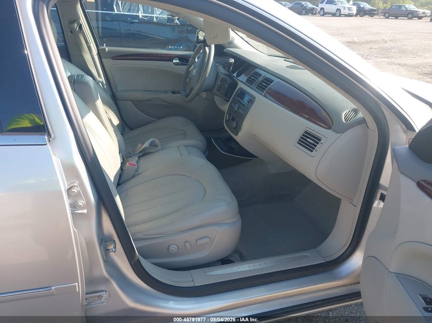 2009 Buick Lucerne VIN 1G4HD57M59U122478 IAAI salvage auction — RIGHT SIDE, Clear (Wisconsin), sold $1,050 on 2026-08-22 (photo 5)