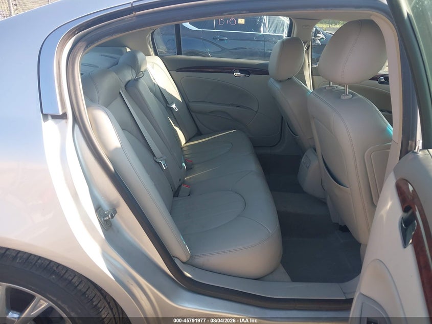 2009 Buick Lucerne VIN 1G4HD57M59U122478 IAAI salvage auction — RIGHT SIDE, Clear (Wisconsin), sold $1,050 on 2026-08-22 (photo 8)