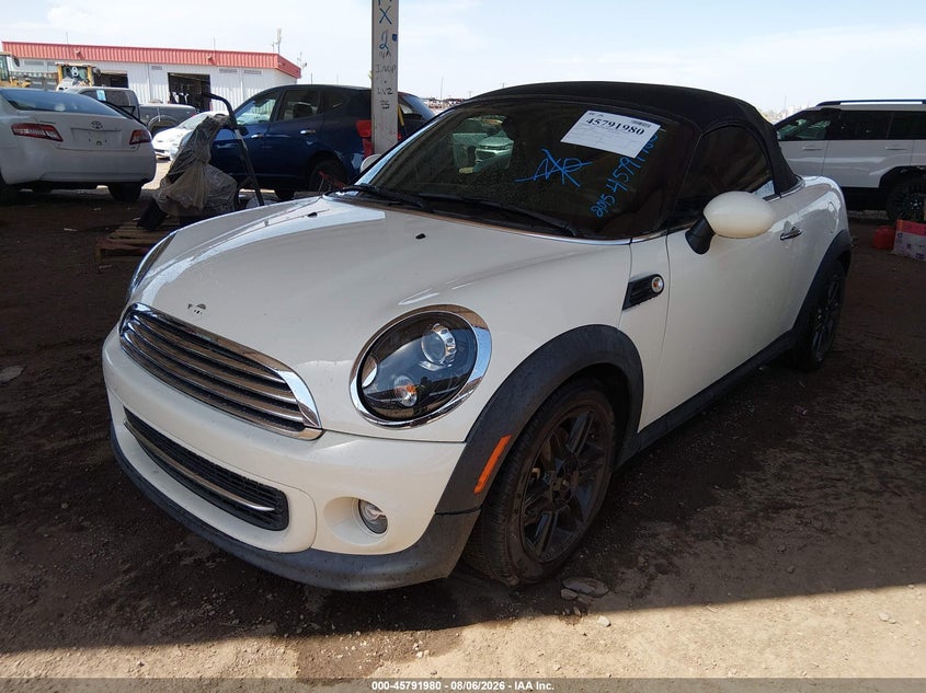 2015 Mini Roadster VIN WMWSY1C56FT625957 IAAI salvage auction — NORMAL WEAR, Clear (Arizona), sold $5,850 on 2026-08-18 (photo 2)