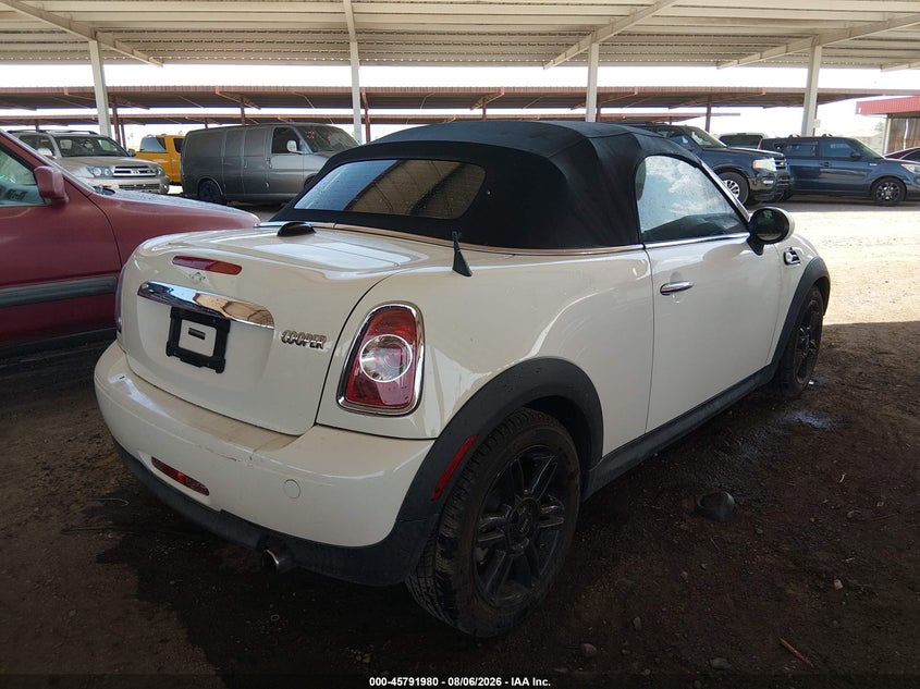 2015 Mini Roadster VIN WMWSY1C56FT625957 IAAI salvage auction — NORMAL WEAR, Clear (Arizona), sold $5,850 on 2026-08-18 (photo 4)