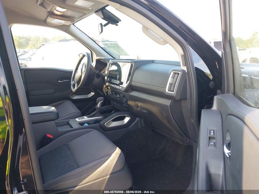 2026 Nissan Frontier VIN 1N6ED1EK5TN628117 IAAI salvage auction — ROLLOVER, Clear (Florida), sold $8,575 on 2026-08-13 (photo 5)