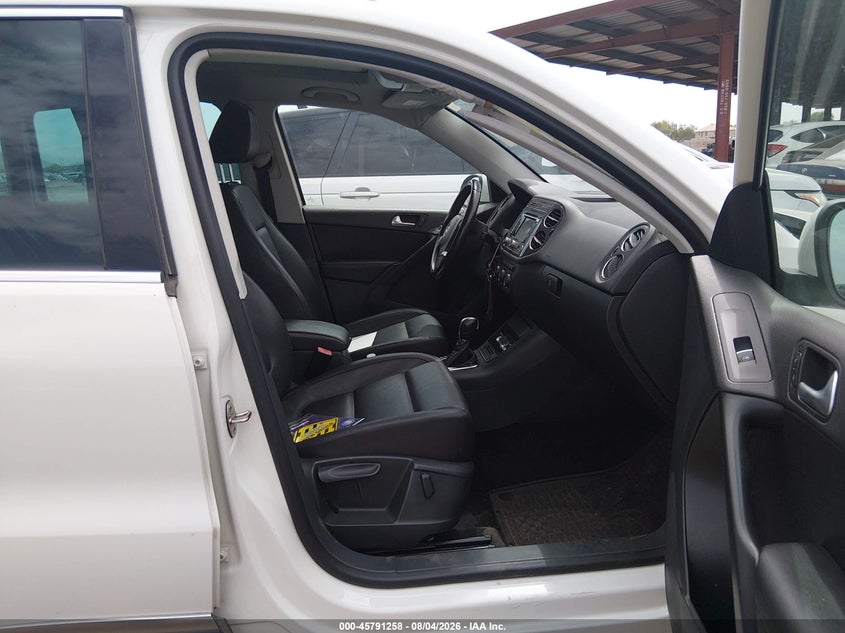 2013 Volkswagen Tiguan VIN WVGAV7AX6DW551011 IAAI salvage auction — NORMAL WEAR, Salvage Title, sold $275 on 2026-08-11 (photo 5)
