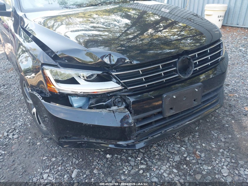 2018 Volkswagen Jetta VIN 3VWDB7AJ7JM249693 IAAI salvage auction — FRONT END, Wait Title, sold $2,150 on 2026-09-07 (photo 6)