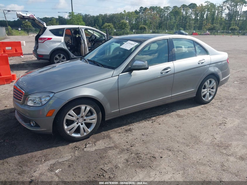 2009 Mercedes-benz C class VIN WDDGF54X99F216186 IAAI salvage auction — NORMAL WEAR, Clear (Florida), sold $525 on 2026-08-11 (photo 2)