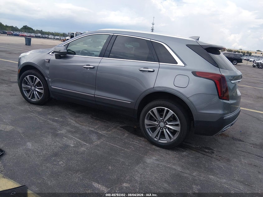 2021 Cadillac Xt5 VIN 1GYKNCRS7MZ117585 IAAI salvage auction — LEFT SIDE, Wait Title, sold $6,000 on 2026-10-11 (photo 3)