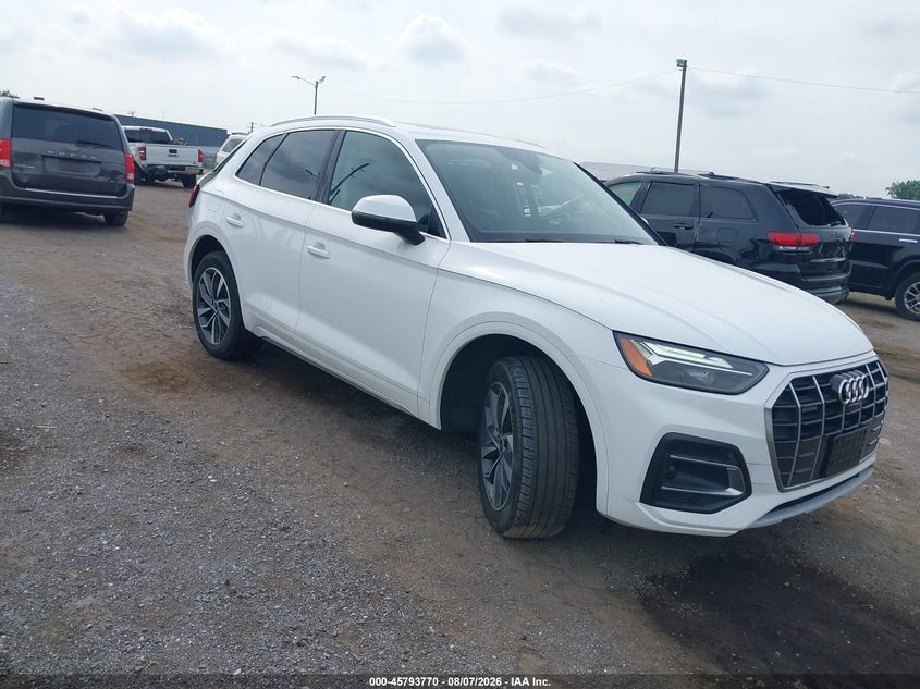 2021 Audi Q5 VIN WA1BAAFY6M2019066 — IAAI salvage auction photo