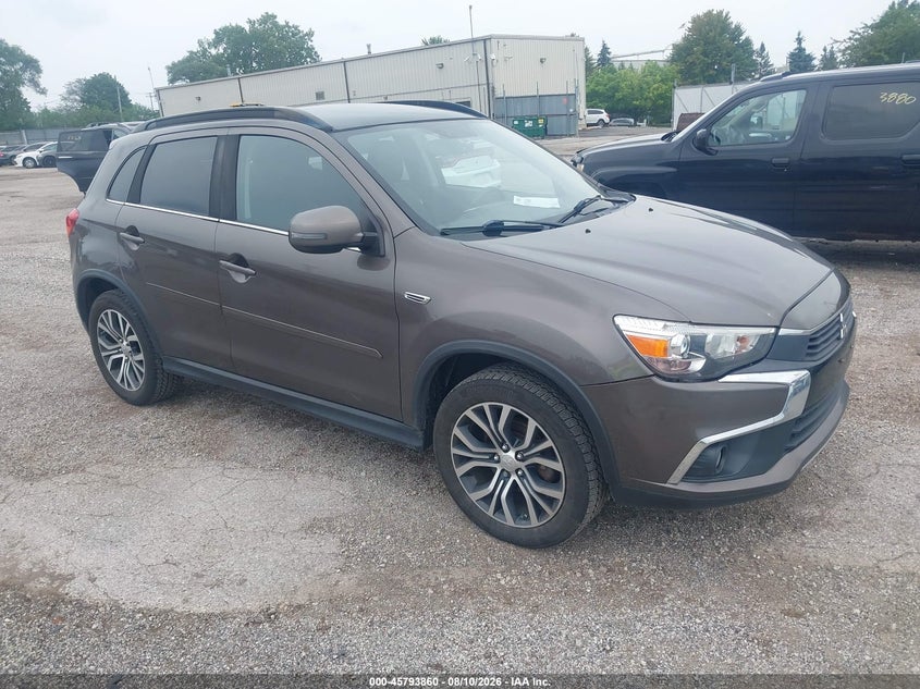 2017 Mitsubishi Outlander VIN JA4AR4AW0HZ028516 IAAI salvage auction — NORMAL WEAR, Salvage Title, sold $2,200 on 2026-08-19 (photo 1)