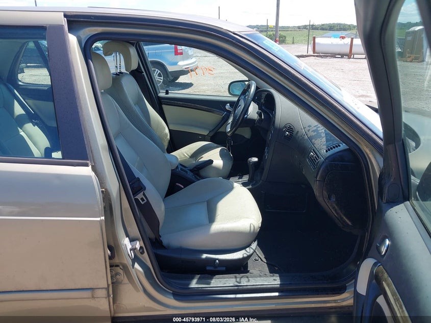 2008 Saab 9-5 VIN YS3ED49G783508924 IAAI salvage auction — NORMAL WEAR, Clear (Pennsylvania), sold $275 on 2026-08-05 (photo 5)