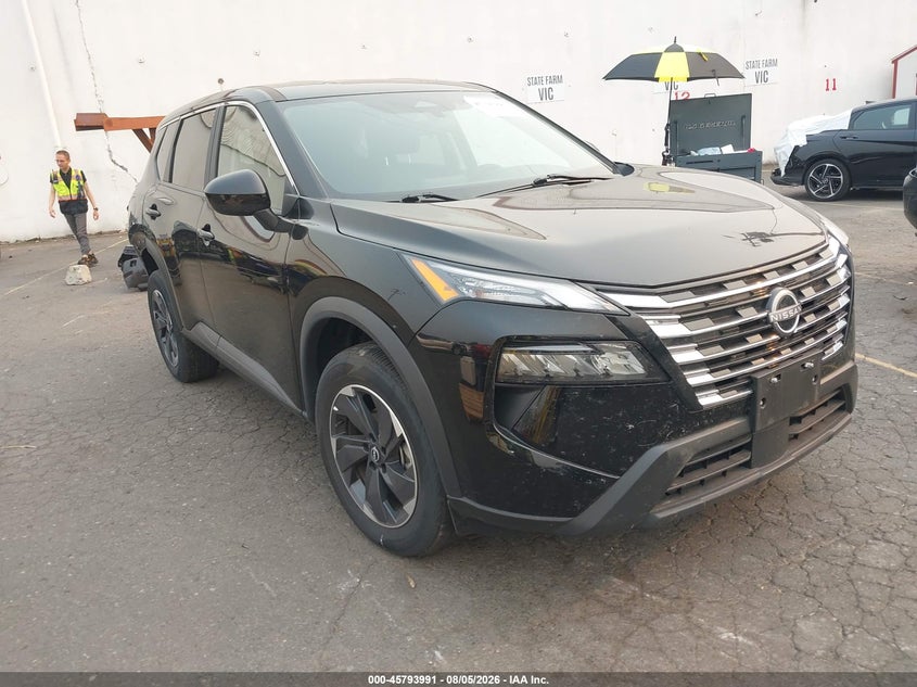 2024 Nissan Rogue VIN 5N1BT3BB7RC759302 IAAI salvage auction — REAR END, Salvage Title, sold $7,000 on 2026-09-27 (photo 1)