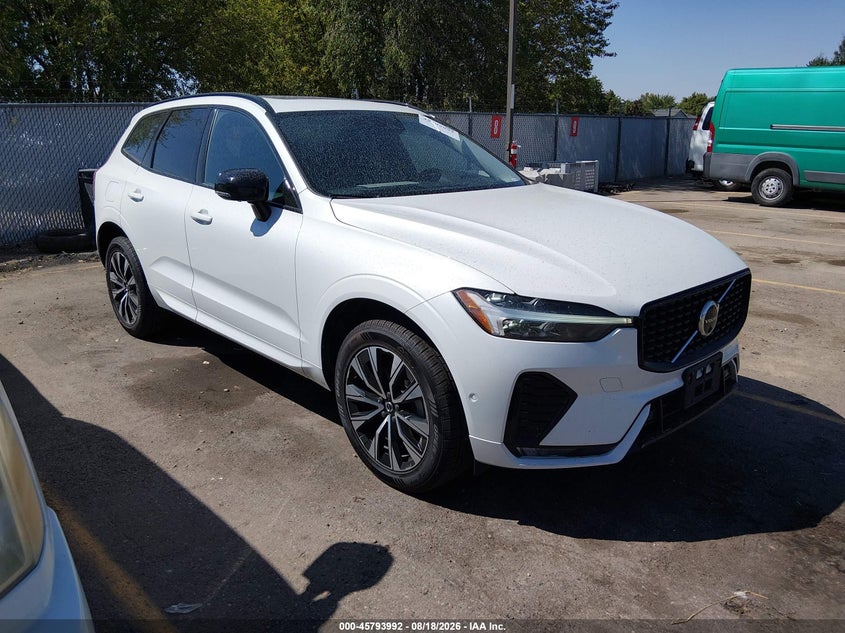 2024 Volvo Xc60 VIN YV4L12RL8R1822584 — IAAI salvage auction photo