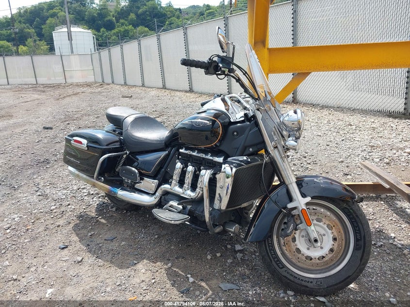 2015 Triumph motorcycle Rocket VIN SMTC06LR4FJ663750 IAAI salvage auction — FRONT END, Wait Title, sold $1,750 on 2026-10-02 (photo 1)