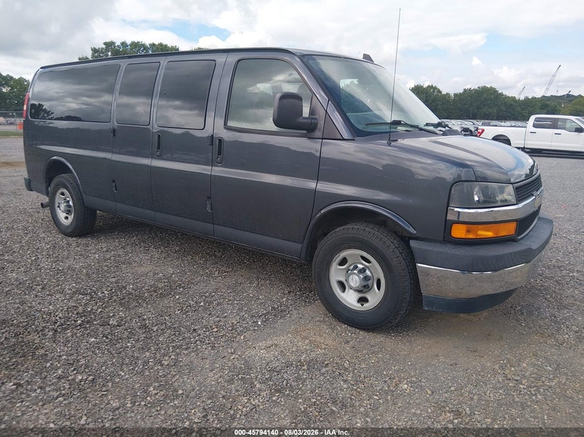 2017 Chevrolet VIN 1GAZGPFG7H1271653 — IAAI salvage auction photo