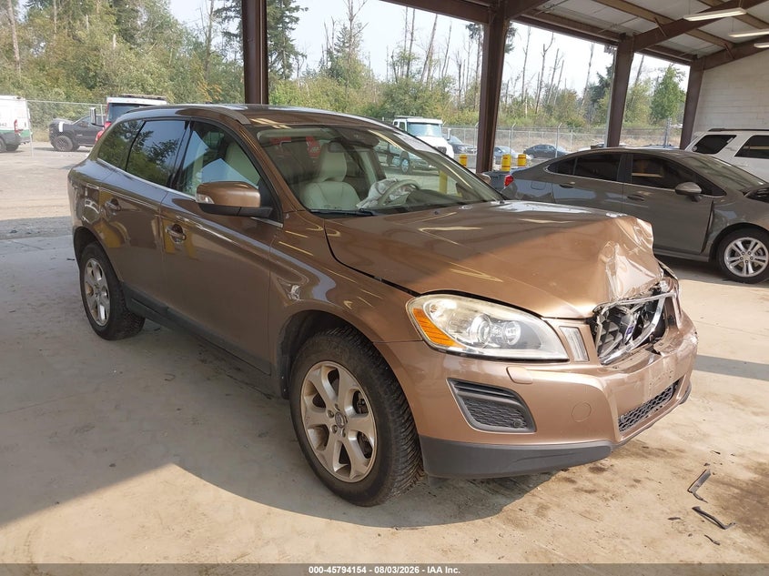 2013 Volvo Xc60 VIN YV4940DZ4D2416256 IAAI salvage auction — FRONT END, Wait Title, sold $25 on 2026-08-21 (photo 1)