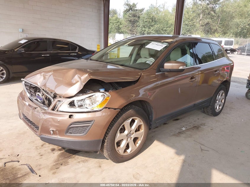 2013 Volvo Xc60 VIN YV4940DZ4D2416256 IAAI salvage auction — FRONT END, Wait Title, sold $25 on 2026-08-21 (photo 2)