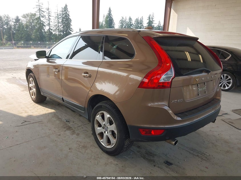 2013 Volvo Xc60 VIN YV4940DZ4D2416256 IAAI salvage auction — FRONT END, Wait Title, sold $25 on 2026-08-21 (photo 3)