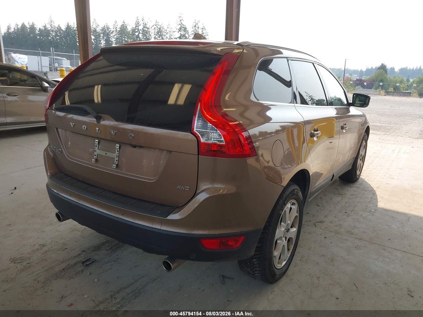 2013 Volvo Xc60 VIN YV4940DZ4D2416256 IAAI salvage auction — FRONT END, Wait Title, sold $25 on 2026-08-21 (photo 4)