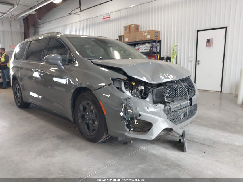 2021 Chrysler Pacifica VIN 2C4RC1L72MR536344 — IAAI salvage auction photo