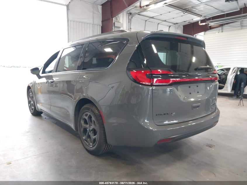 2021 Chrysler Pacifica VIN 2C4RC1L72MR536344 IAAI salvage auction — FRONT END, Wait Title, sold $9,500 on 2026-09-05 (photo 3)
