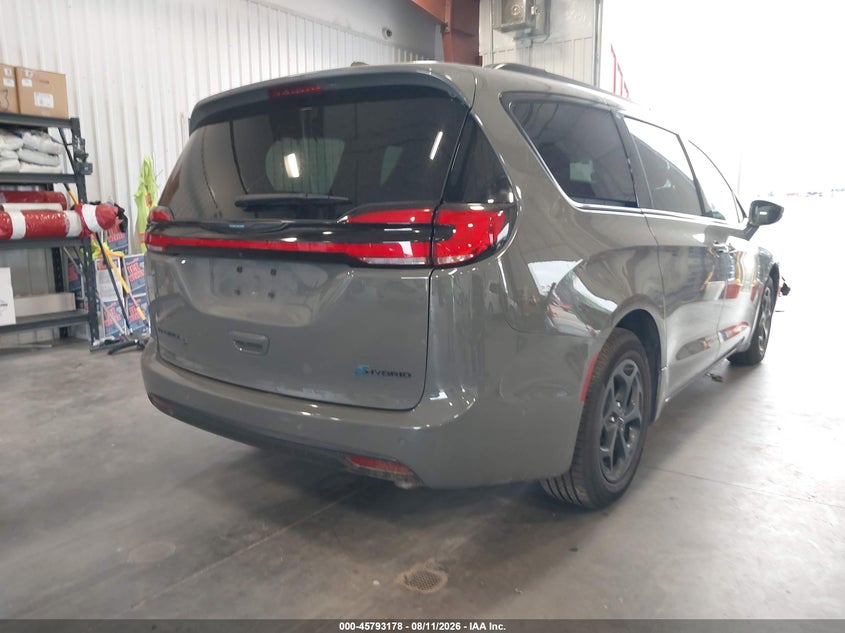2021 Chrysler Pacifica VIN 2C4RC1L72MR536344 IAAI salvage auction — FRONT END, Wait Title, sold $9,500 on 2026-09-05 (photo 4)
