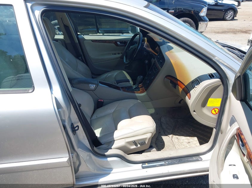 2005 Volvo S60 VIN YV1RS592852470785 IAAI salvage auction — RIGHT REAR, Salvage - Greater Than 75% (Maryland), sold $550 on 2026-08-18 (photo 5)