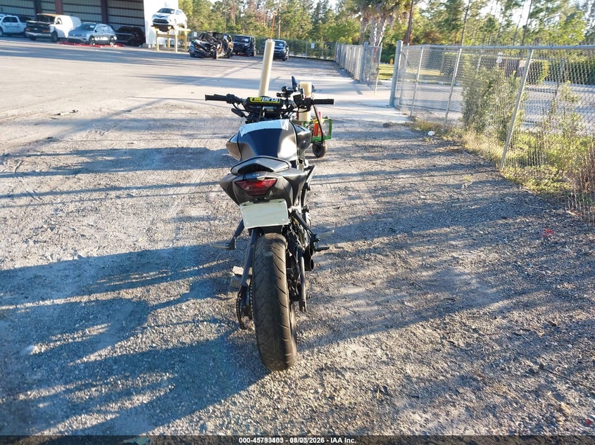 2020 Yamaha Mt-03 VIN MH3RH20Y7LK002744 IAAI salvage auction — FRONT END, Salvage (Idaho), sold $375 on 2026-08-31 (photo 6)