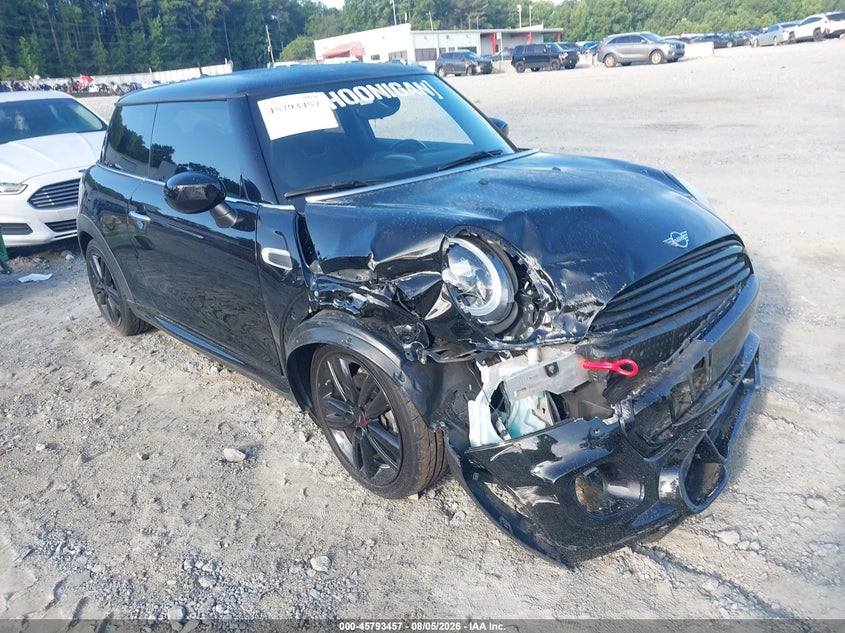 2021 Mini Hard top VIN WMWXR3C02M2N71885 IAAI salvage auction — FRONT END, Salvage Title, sold $3,300 on 2026-10-07 (photo 1)