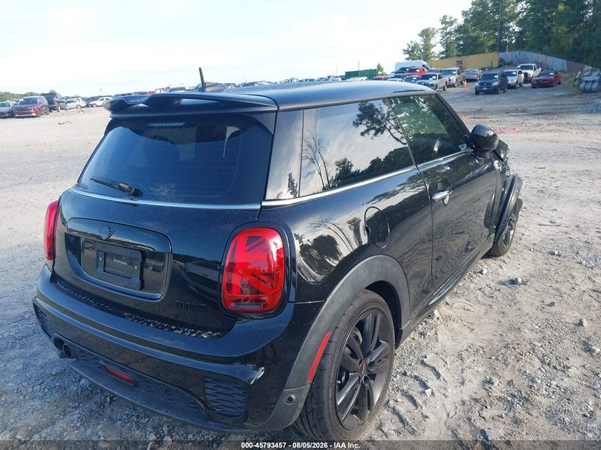 2021 Mini Hard top VIN WMWXR3C02M2N71885 IAAI salvage auction — FRONT END, Salvage Title, sold $3,300 on 2026-10-07 (photo 4)