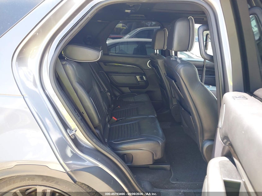 2017 Land rover Discovery VIN SALRHBBV6HA026119 IAAI salvage auction — FRONT END, Salvage Title, sold $3,900 on 2026-09-27 (photo 8)