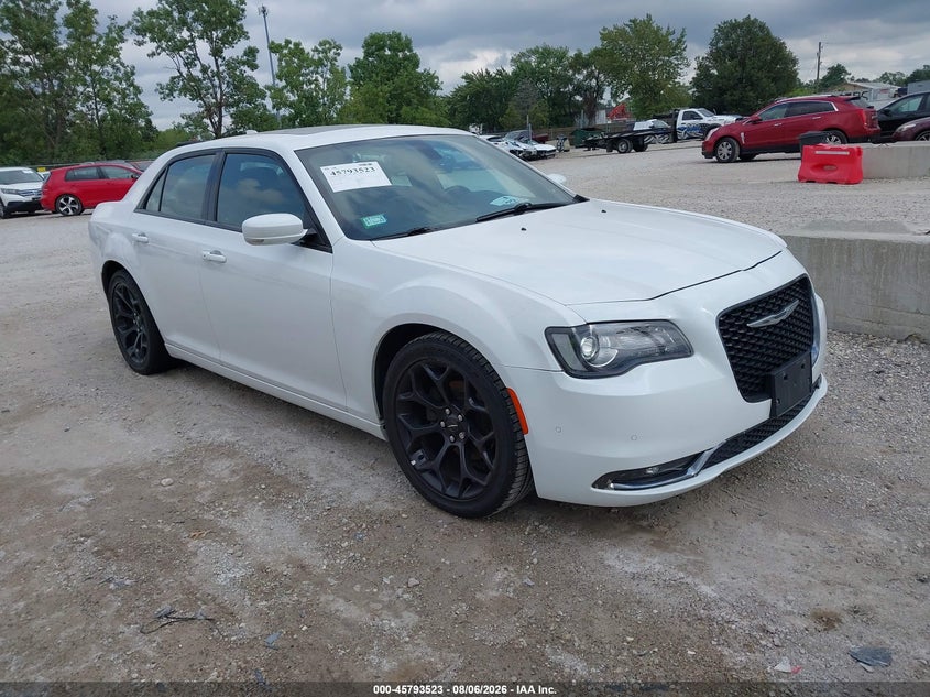 2020 Chrysler 300 VIN 2C3CCABG8LH217398 — IAAI salvage auction photo