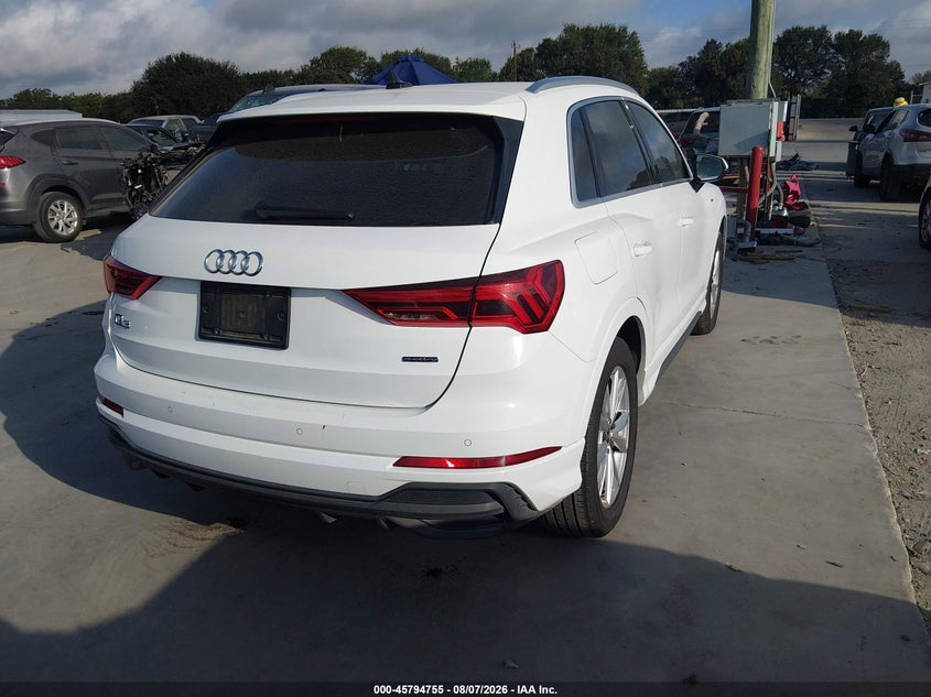 2024 Audi Q3 VIN WA1DECF39R1124176 IAAI salvage auction — UNKNOWN, Salvage Title, sold $16,500 on 2026-08-18 (photo 4)