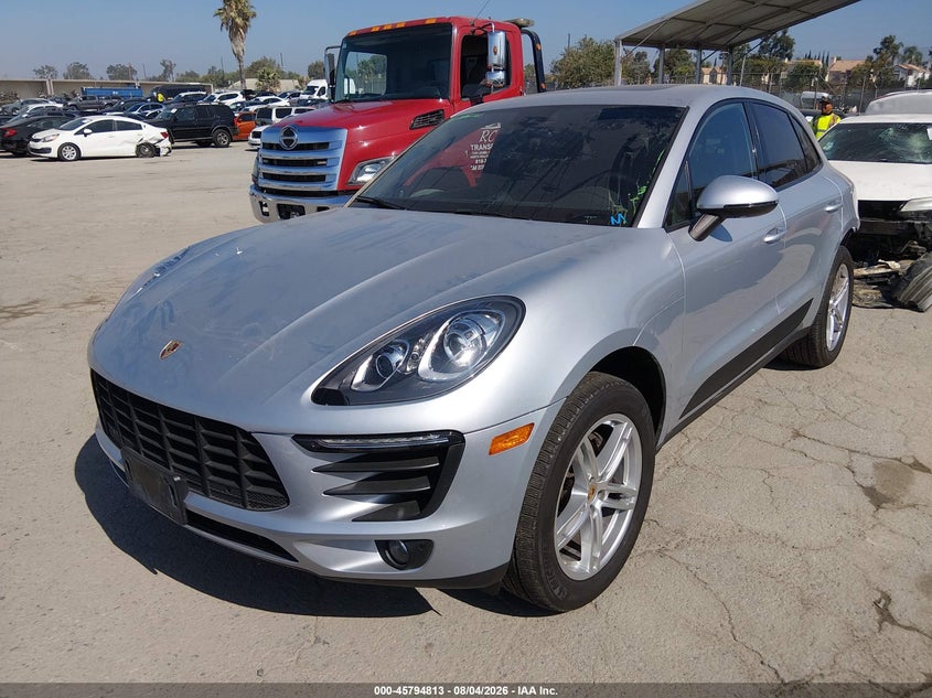2018 Porsche Macan VIN WP1AA2A55JLB08006 IAAI salvage auction — REAR END, Salvage Title, sold $14,650 on 2026-09-09 (photo 2)